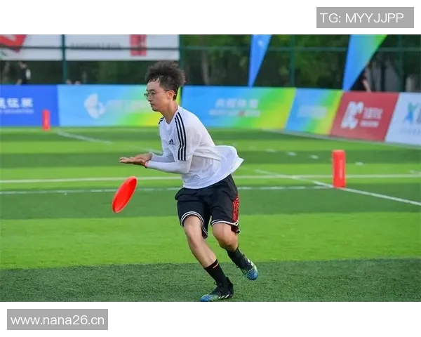 武汉飞盘队勇闯攀岩联赛展现逆袭精神与团队力量 武汉飞盘队勇闯攀岩联赛展现逆袭精神与团队力量